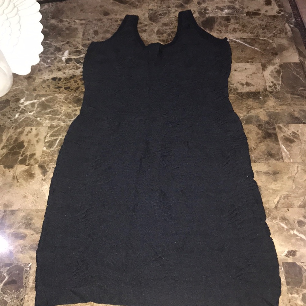 Stretch mini dress, with thick straps.